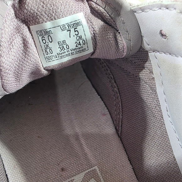 Vans Old Skool Stacked Plum Leather Platform Sneakers Womens 7.5 Mens 6 - Picture 8 of 8